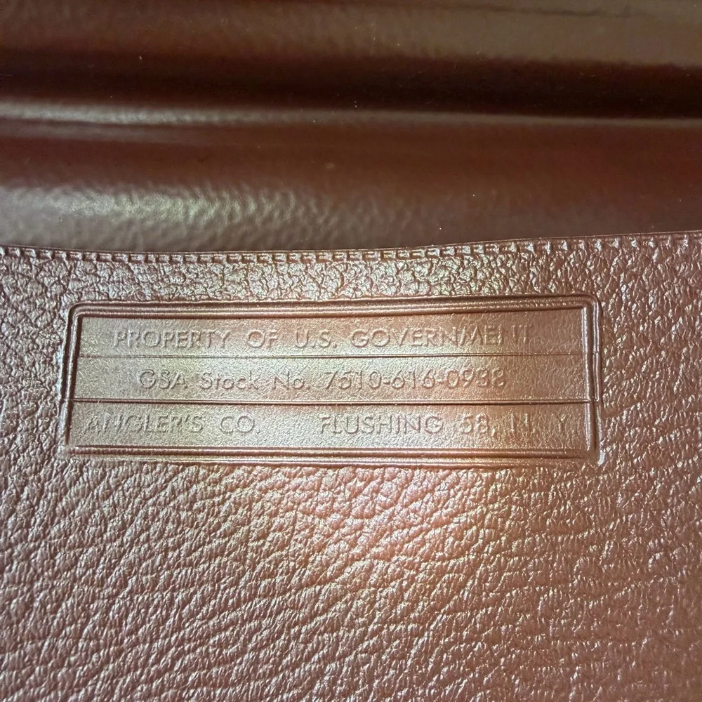Property of the US Government briefcase angler’s co Case Flushing, 58 NY
